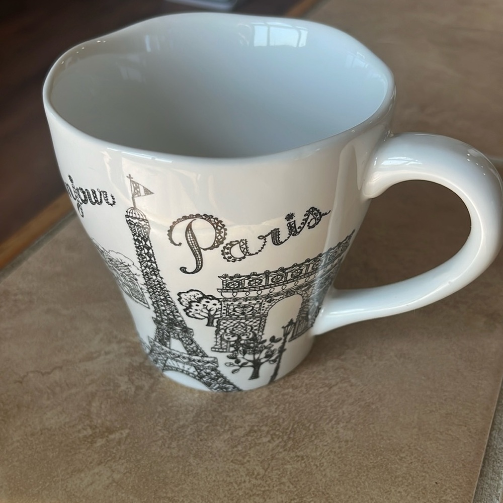 Like New VERDI Bonjour Paris Coffee Mug